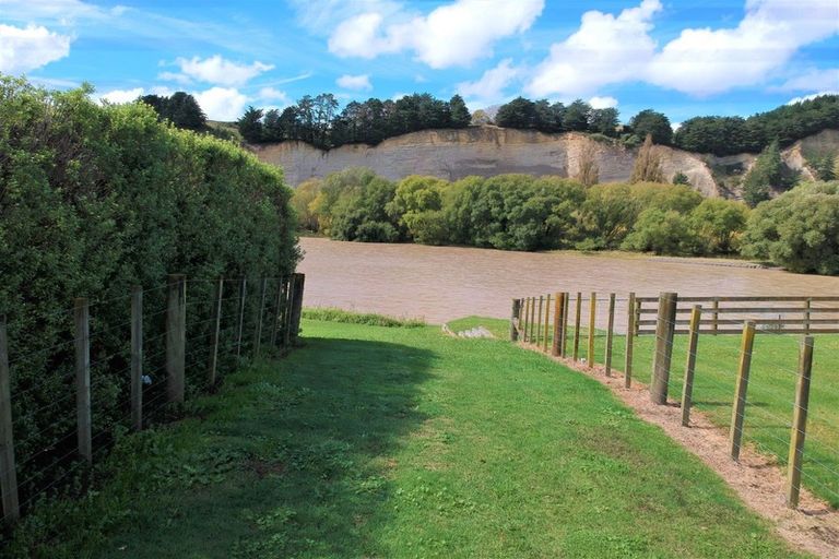 Photo of property in 742a River Road, Otane, 4277