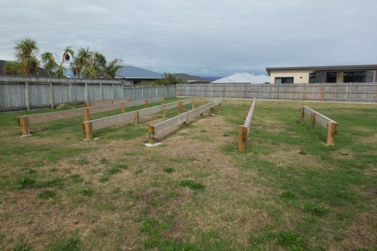 Photo of property in 8 Forbes Road, Foxton Beach, Foxton, 4815