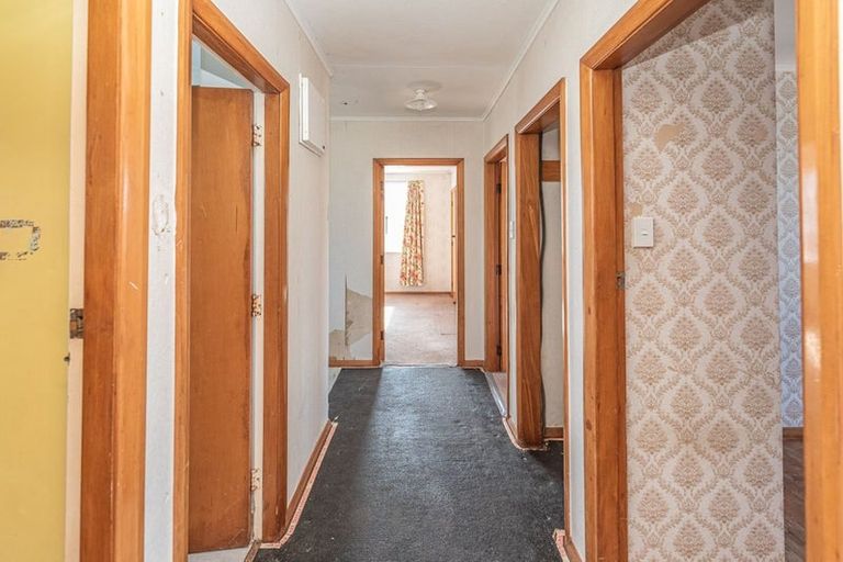 Photo of property in 6 Gordon Crescent, Marton, 4710