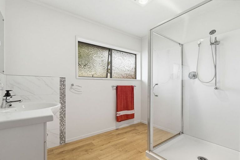 Photo of property in 10b Riverside Drive, Waiuku, 2123