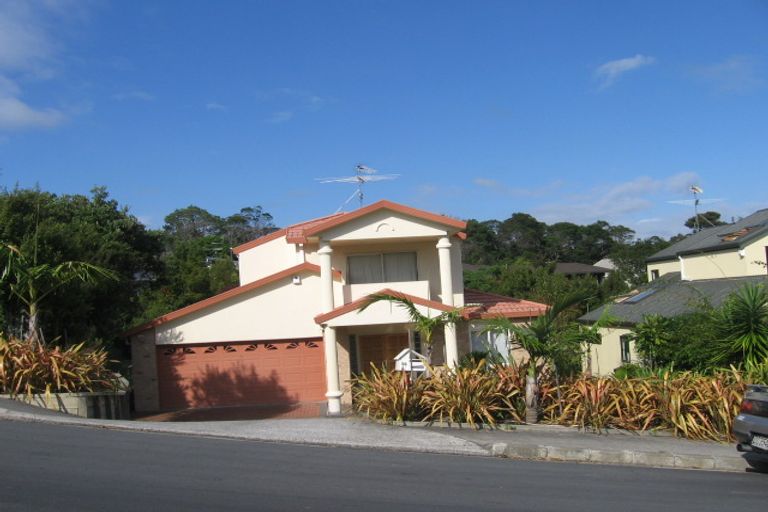 Photo of property in 86 Balmain Road, Chatswood, Auckland, 0626