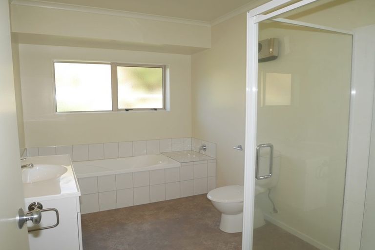 Photo of property in 120 Maui Pomare Road, Nikau Valley, Paraparaumu, 5032