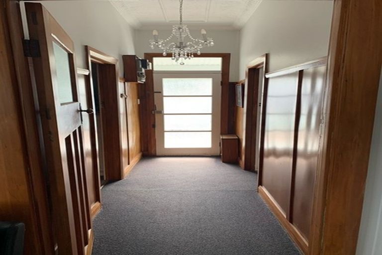 Photo of property in 6 Adelaide Street, Petone, Lower Hutt, 5012