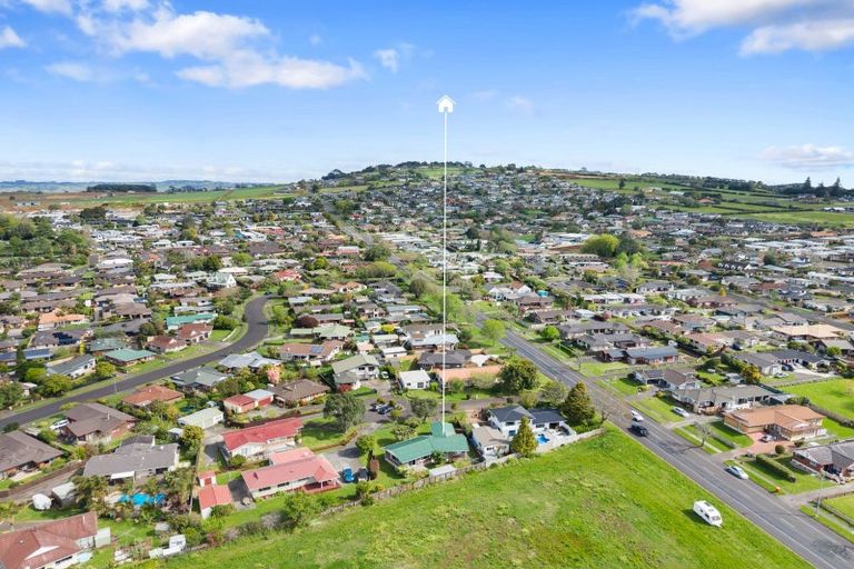 Photo of property in 2 Dalton Court, Pukekohe, 2120