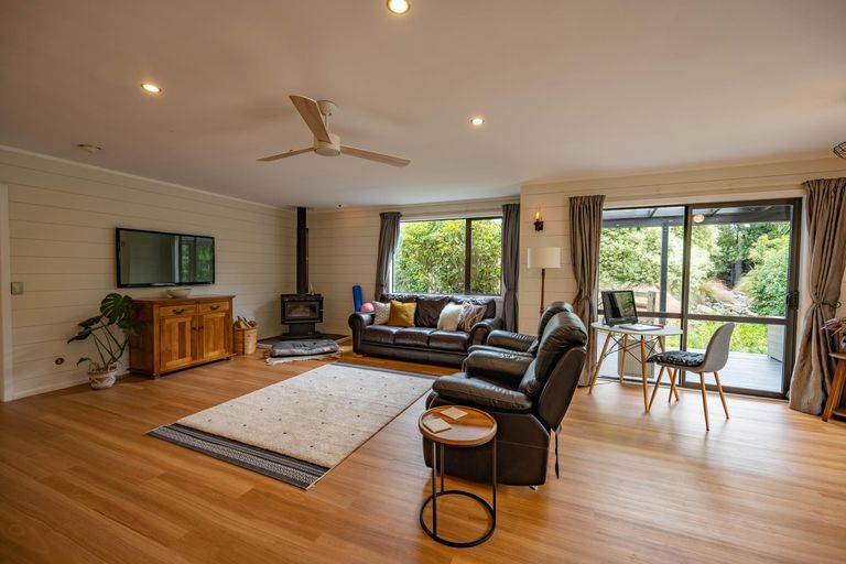 Photo of property in 28 Grove Avenue, Weston, Oamaru, 9401