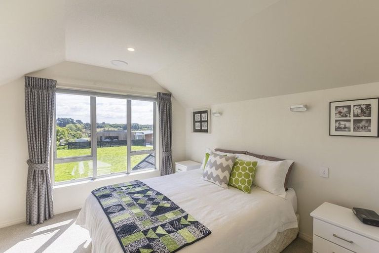 Photo of property in 13 Morepork Drive, Waikanae, 5036