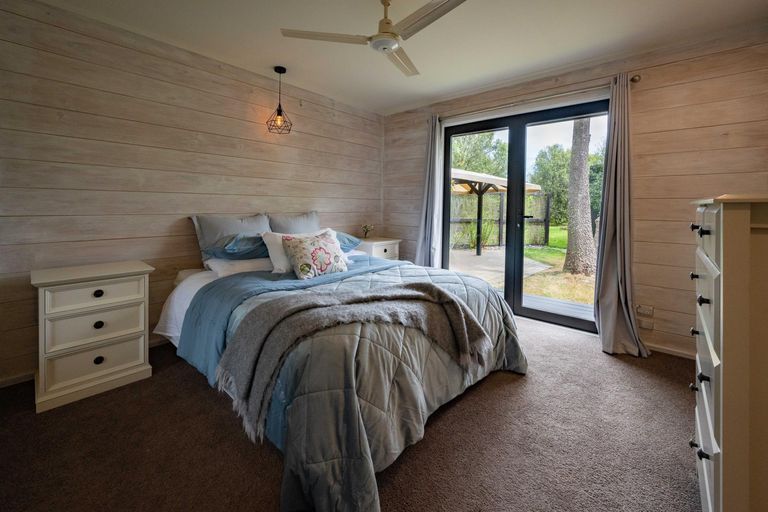 Photo of property in 28 Grove Avenue, Weston, Oamaru, 9401