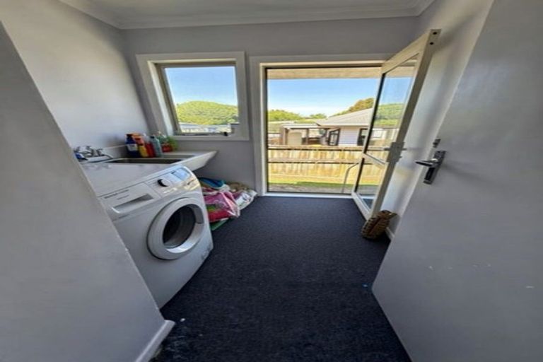 Photo of property in 3 Parakai Street, Paraparaumu, 5032