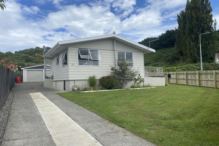 Photo of property in 27 Savage Crescent, Aramoho, Whanganui, 4500