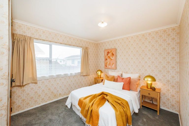 Photo of property in 53a Chatsworth Place, Highbury, Palmerston North, 4412