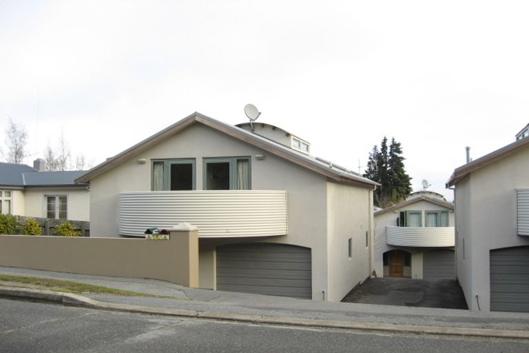 Photo of property in 6 Weaver Street, Queenstown, 9300