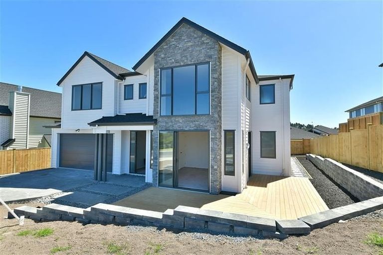 Photo of property in 241 West Hoe Heights, Orewa, 0931