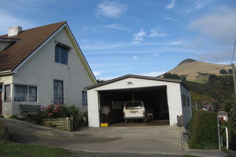 Photo of property in 16 Arnott Street, Portobello, Dunedin, 9014