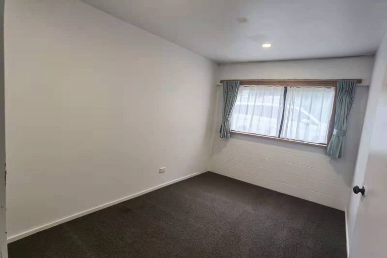 Photo of property in 36 Parr Terrace, Castor Bay, Auckland, 0620