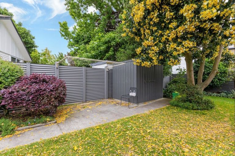 Photo of property in 15 Juliana Place, Awapuni, Palmerston North, 4412