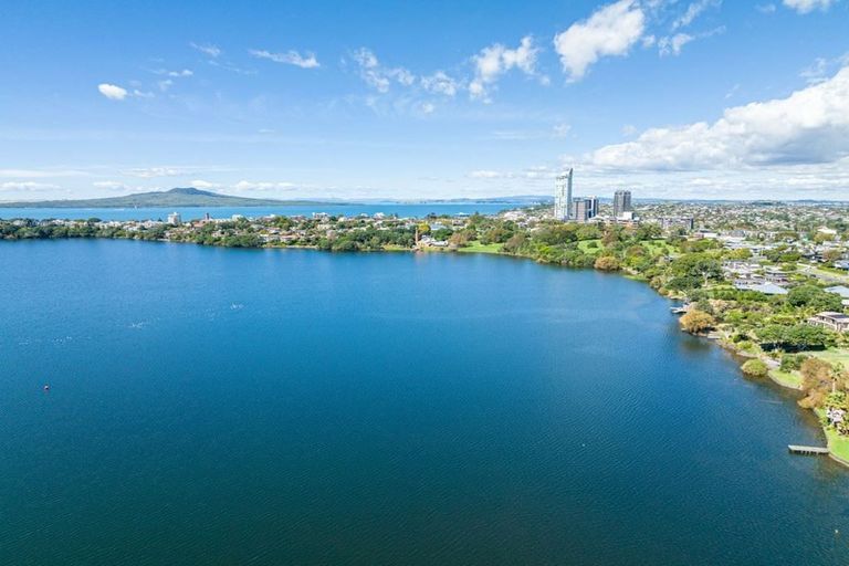 Photo of property in 9 Rangitira Avenue, Takapuna, Auckland, 0622