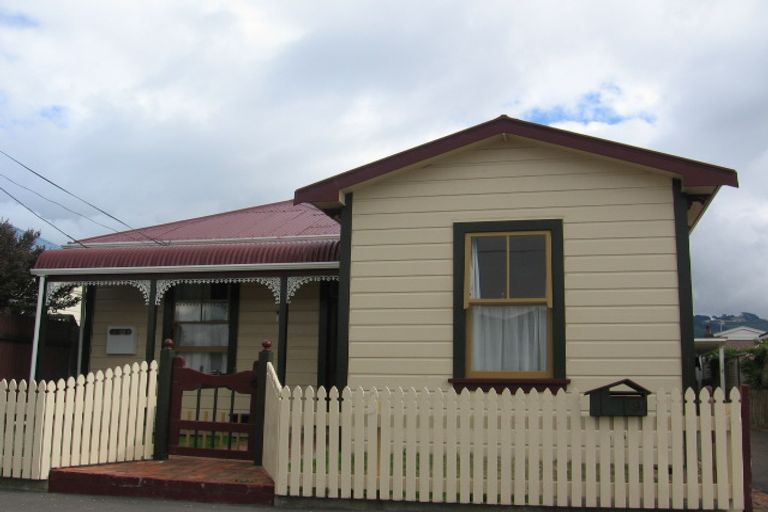 Photo of property in 9 King Street, Petone, Lower Hutt, 5012