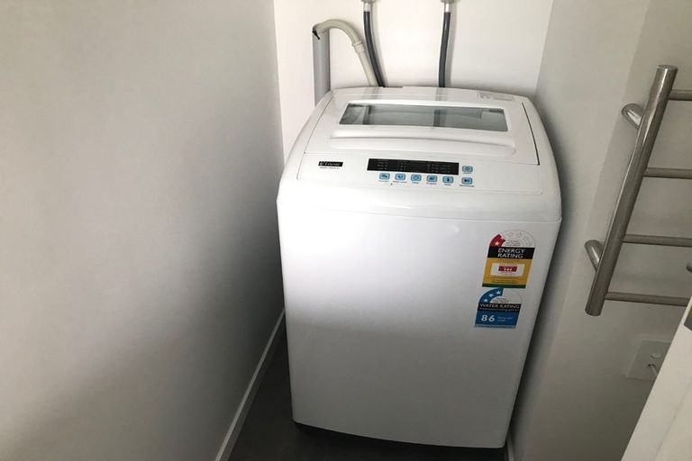 Photo of property in 24/10 Burrows Place, Frankton, Hamilton, 3204