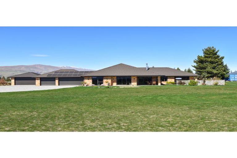 Photo of property in 17 The Drive, Twizel, 7999