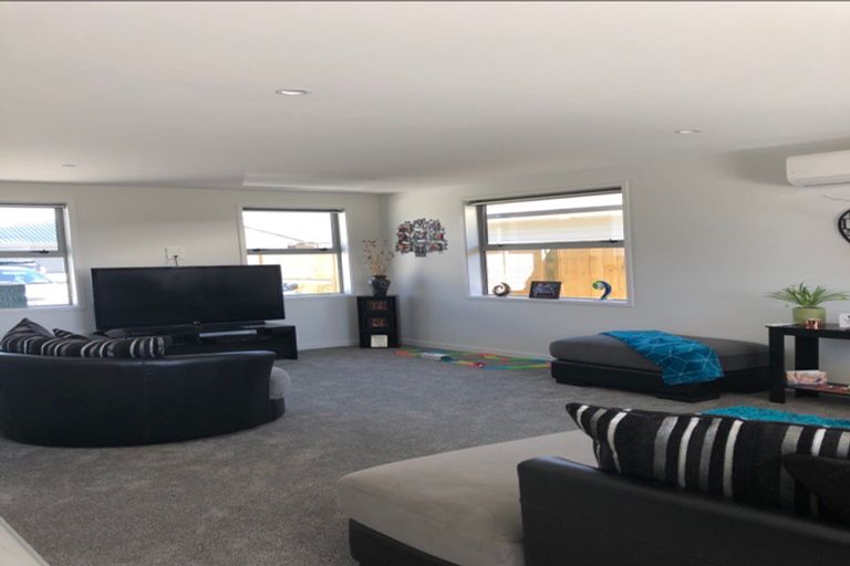 Photo of property in 71 Harding Drive, Papamoa Beach, Papamoa, 3118