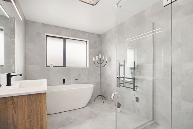 Photo of property in 4 Paiaka Place, Rototuna North, Hamilton, 3210