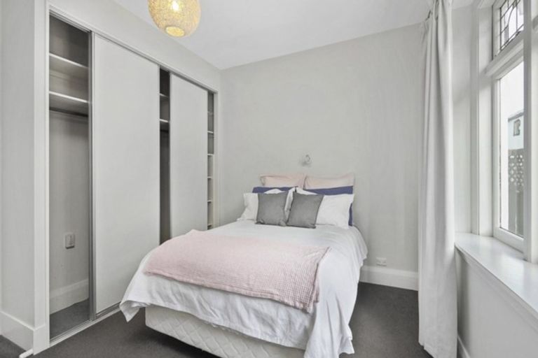 Photo of property in 1/19 Hills Road, Edgeware, Christchurch, 8013