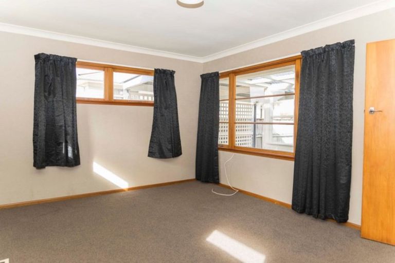 Photo of property in 6 Redfern Street, Dannevirke, 4930