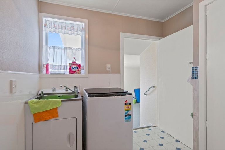 Photo of property in 19 Vernon Street, Kingswell, Invercargill, 9812