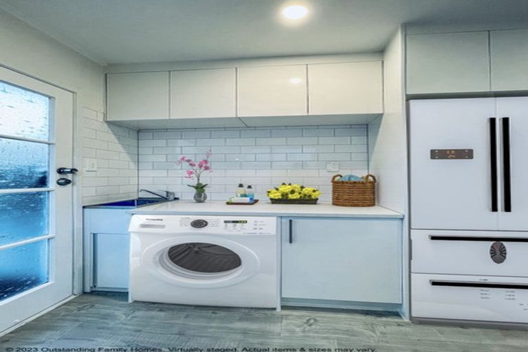 Photo of property in 1/15 Marina Road, Torbay, Auckland, 0630