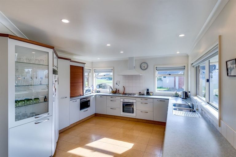 Photo of property in Cheltenham Court, 600 Market Street South, Hastings, 4122