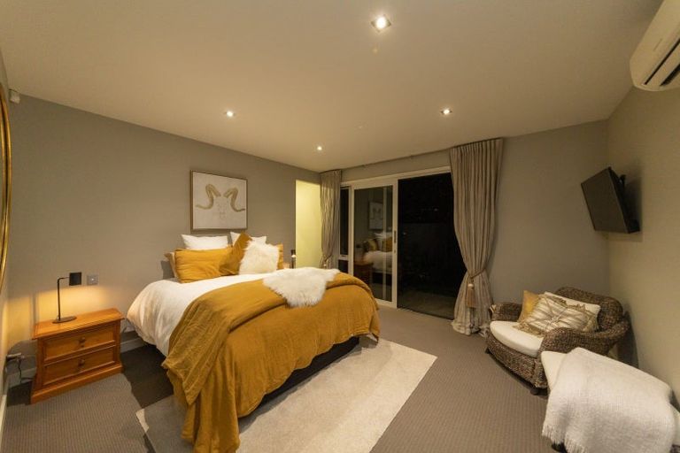 Photo of property in 12 Ihaka Street, Hokowhitu, Palmerston North, 4410