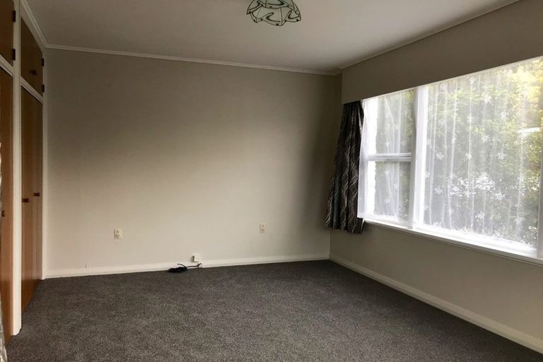 Photo of property in 128 Waikawa Road, Picton, 7220