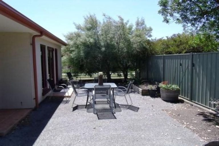 Photo of property in 40a Kensington Drive, Taradale, Napier, 4112