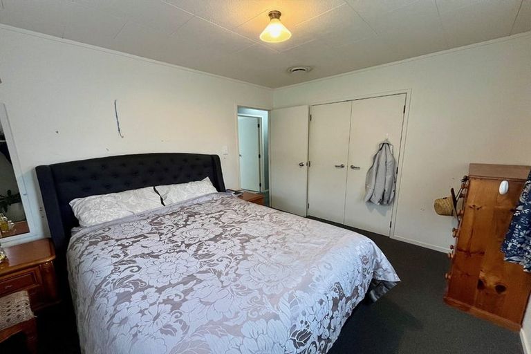 Photo of property in 7a Choice Avenue, Henderson, Auckland, 0612