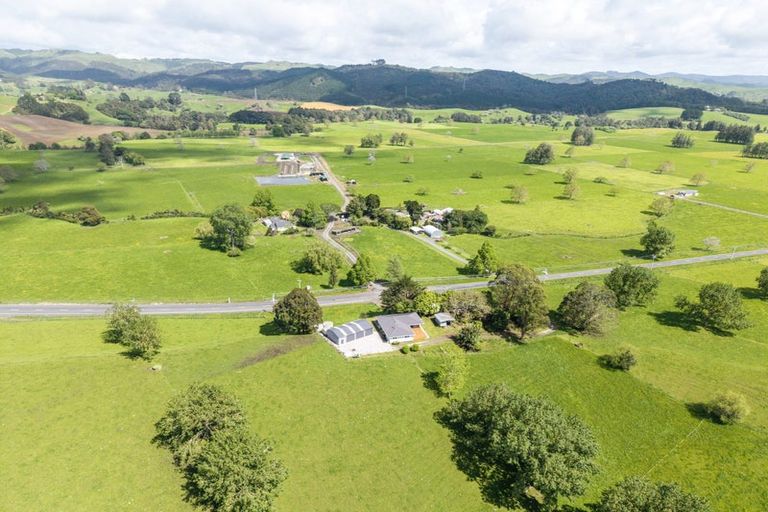 Photo of property in 1524 Te Pahu Road, Karamu, Hamilton, 3285