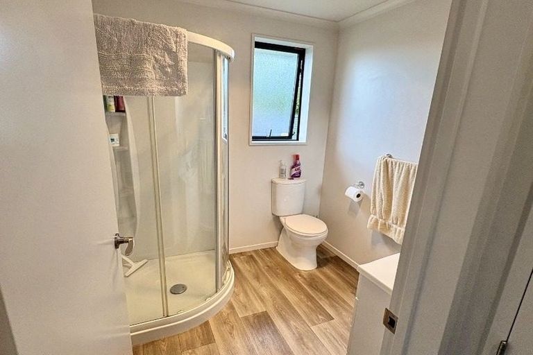 Photo of property in 10a-b Harkness Place, Westport, 7825