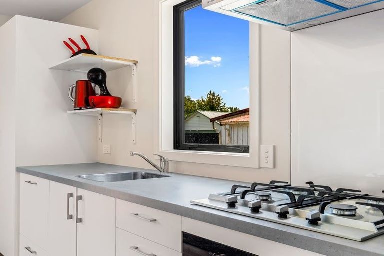 Photo of property in 69a Douglas Road, Amberley, 7410