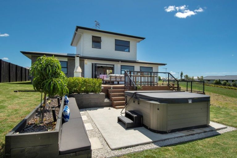 Photo of property in 183 Penetaka Heights, Pyes Pa, Tauranga, 3112