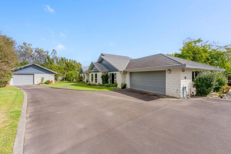 Photo of property in 7 Westpeak Way, Otaki, 5512