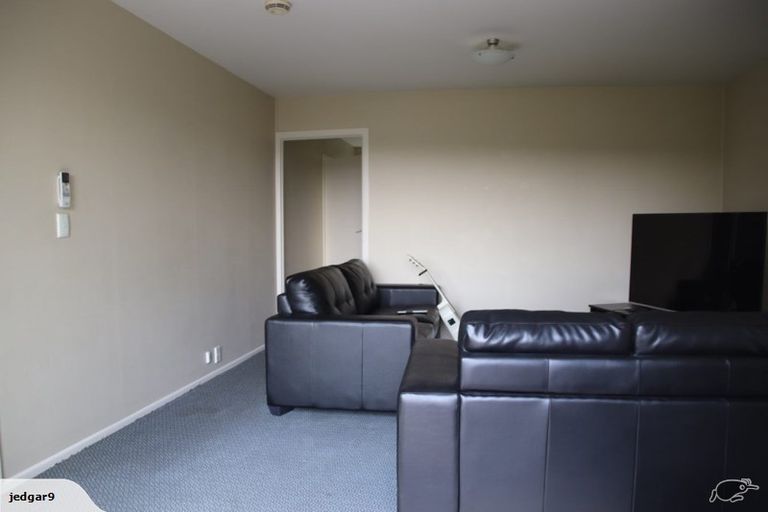 Photo of property in 1/9 Pemberton Avenue, Bayview, Auckland, 0629