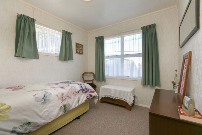 Photo of property in 28a High Street East, Waitara, 4320