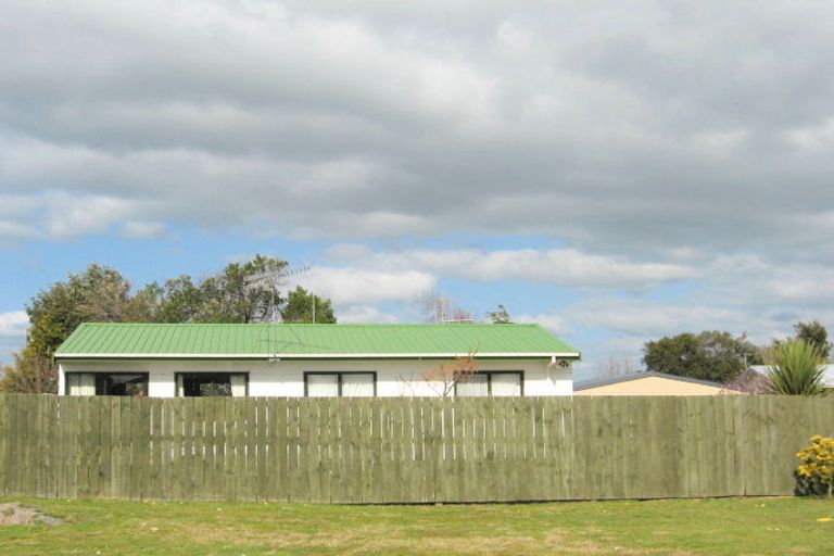 Photo of property in 4c Novelle Grove, Papamoa Beach, Papamoa, 3118