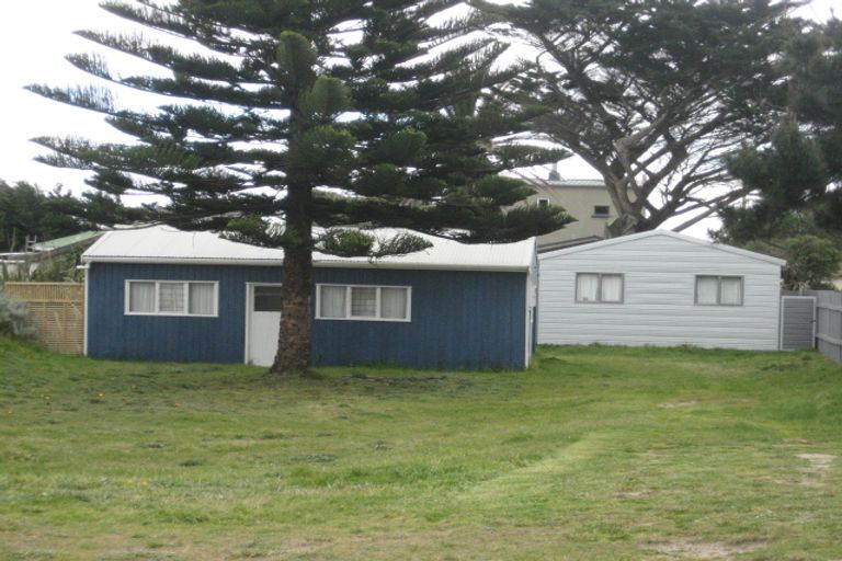Photo of property in 87 Park Avenue, Waitarere Beach, Levin, 5510