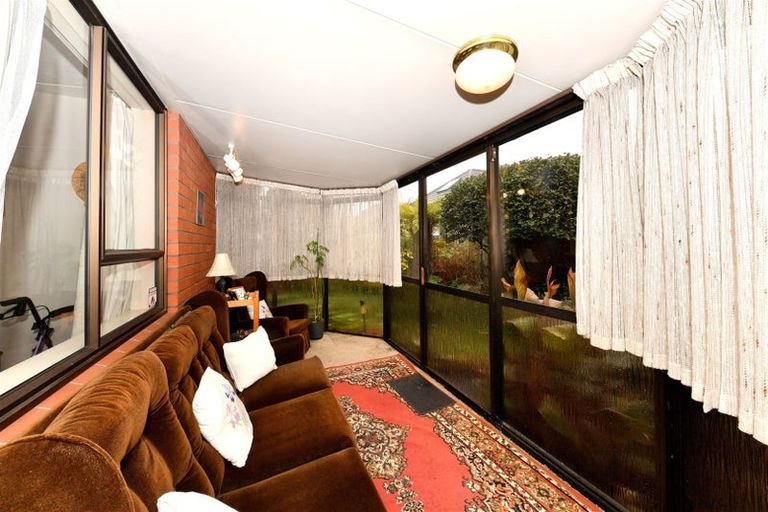 Photo of property in 1/159 Sawyers Arms Road, Northcote, Christchurch, 8052