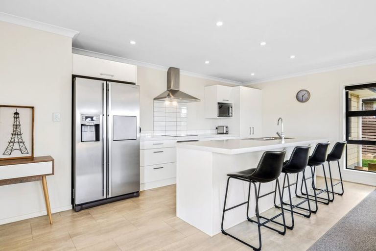 Photo of property in 14 Hua Place, Tuakau, 2121