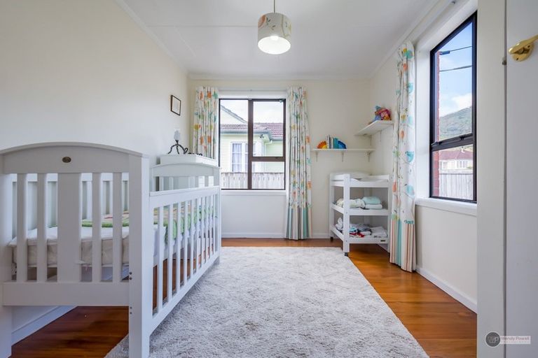 Photo of property in 3 Grierson Street, Naenae, Lower Hutt, 5011