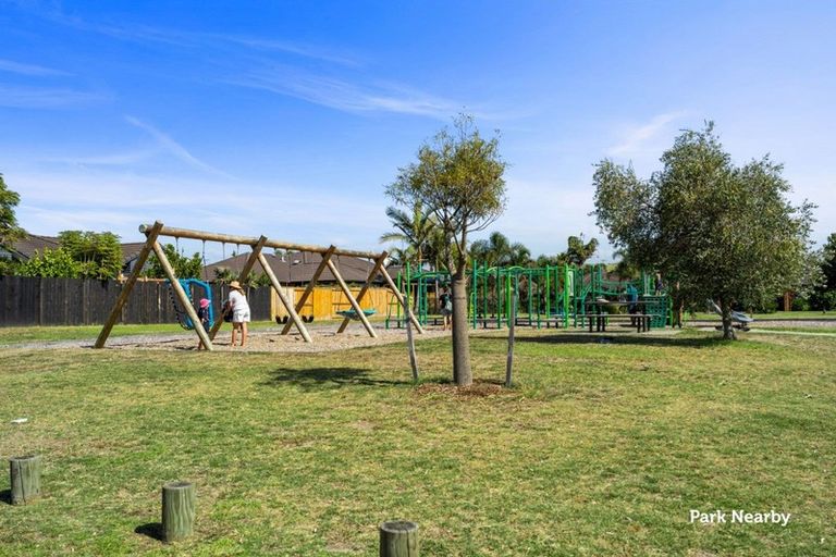 Photo of property in 98 Doncaster Drive, Papamoa Beach, Papamoa, 3118