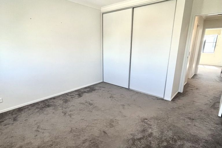Photo of property in 20 Bellbird Street, Papakura, 2110
