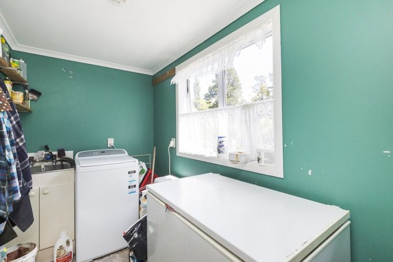 Photo of property in 18 Marshall Road, Hunterville, 4730