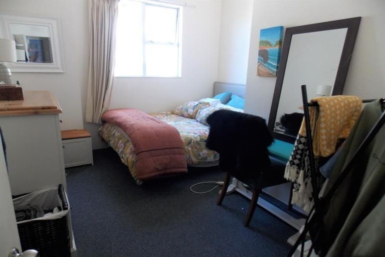 Photo of property in 151 Grant Road, Thorndon, Wellington, 6011